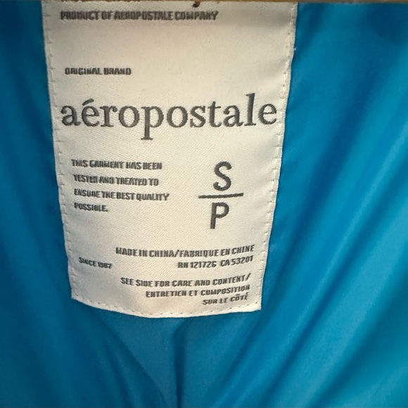 Aeropostale White Puffer Vest with Blue Interior, Size S/P - Picture 8 of 8